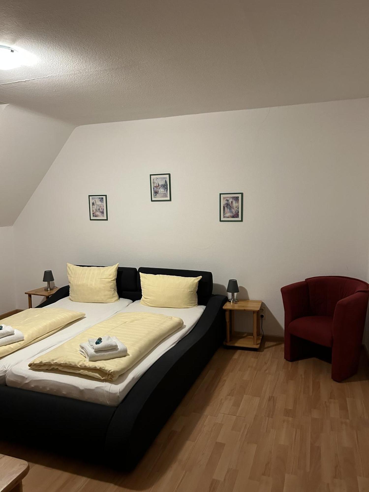 Hotel Landgasthof Zum Kaffelstein Kreuzwertheim Room photo